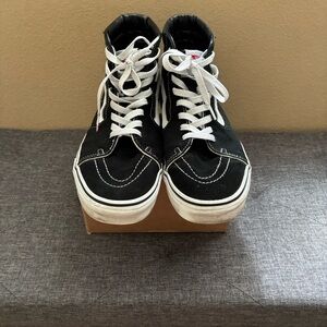 Vans Black and White Sk8-Hi Shoe